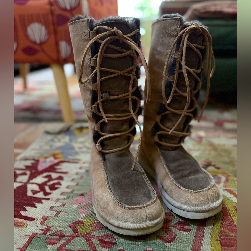 Ugg Whitley Shearling Lined Boots